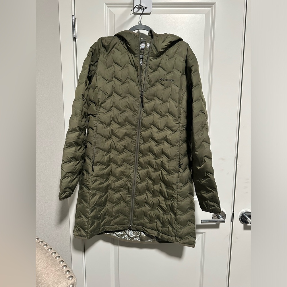 Columbia Women’s Delta Ridge Down Jacket